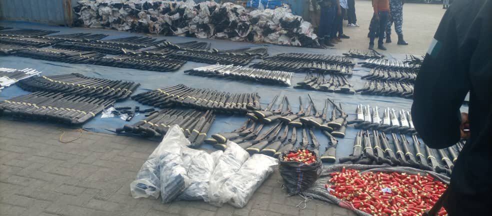 [PHOTOS] BREAKING: Customs intercepts cache of smuggled arms, ammunition
