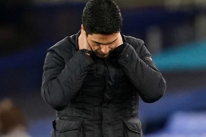 Arsenal suffers a possible season-ending injury blow