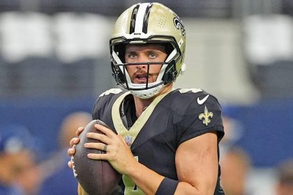New Saints coach Kellen Moore noncommittal on Derek Carr’s future status with team