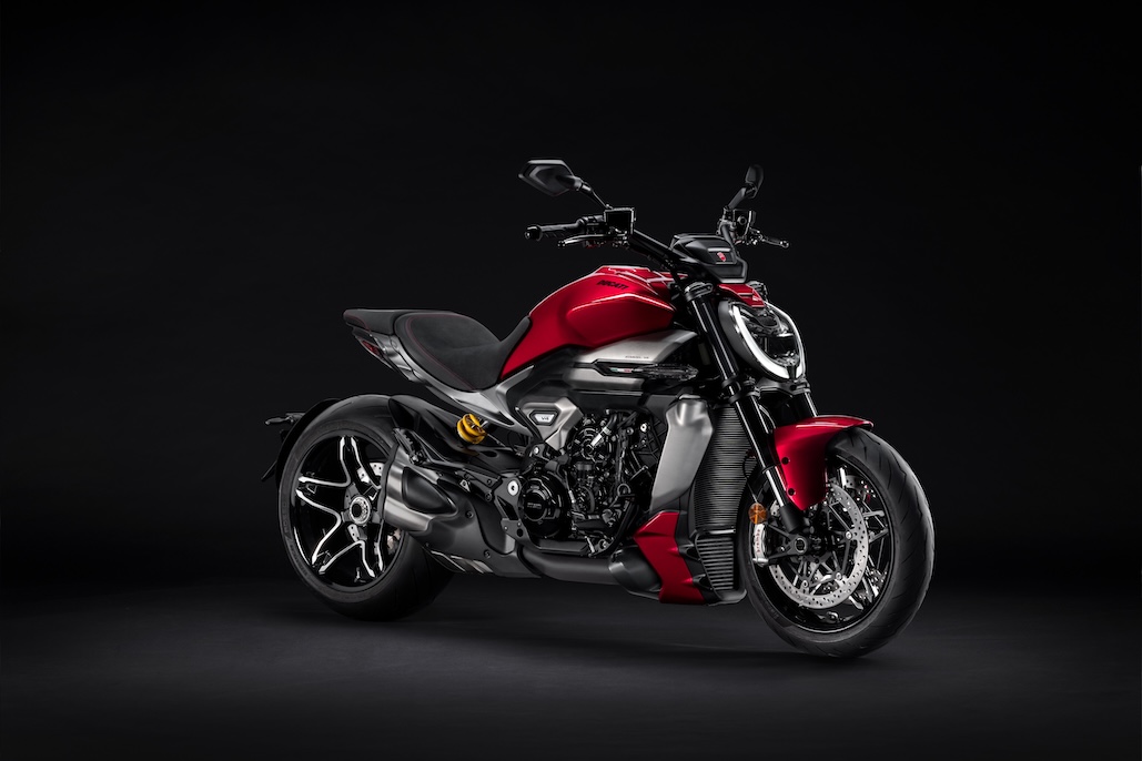 New XDiavel V4: the Sport Cruiser according to Ducati