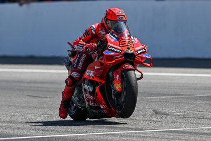 Marc Marquez top, Bezzecchi and Acosta take the fight to Ducati in Buriram