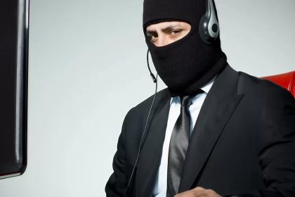 Rookie robocallers impersonate FCC, accidentally target actual FCC employees