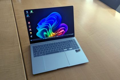 Save $320 on Samsung’s Snapdragon laptop with 21 hours of battery