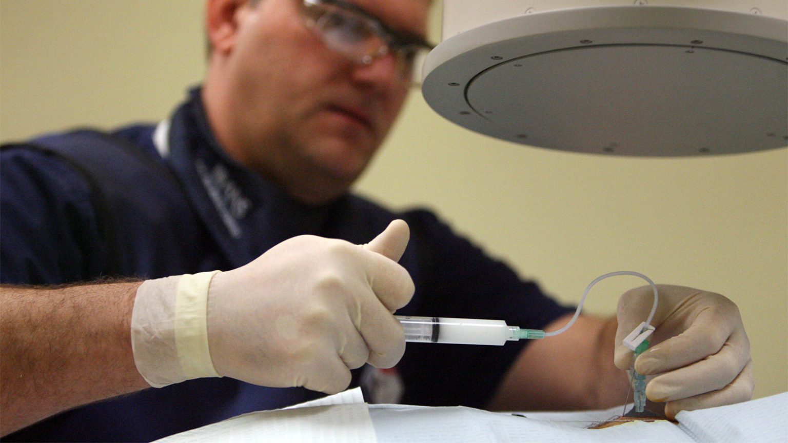 Epidural Steroid Shots for Back Pain Have Limited Efficacy, Review Shows
