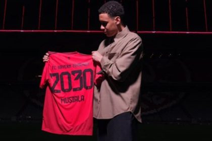 Jamal Musiala signs contract extension at Bayern Munich