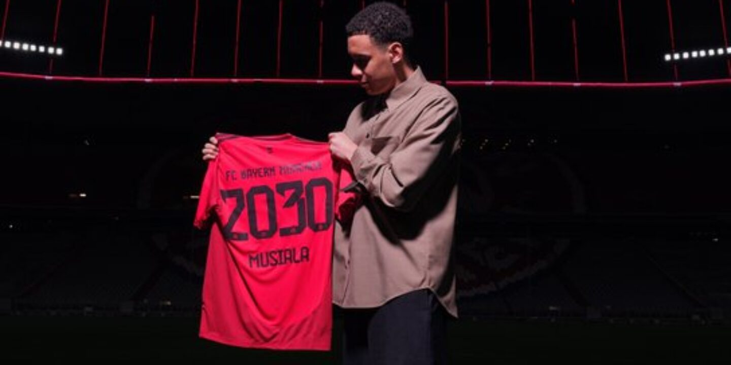 Jamal Musiala signs contract extension at Bayern Munich