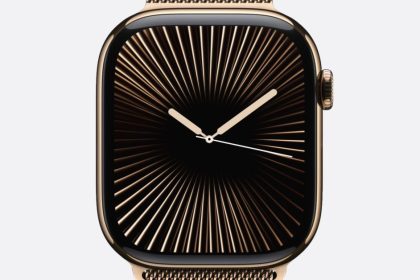 Apple Watch Series 10 may have a defective speaker issue, some users report