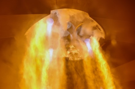 Watch SpaceX blast the engines of its megarocket ahead of eighth flight