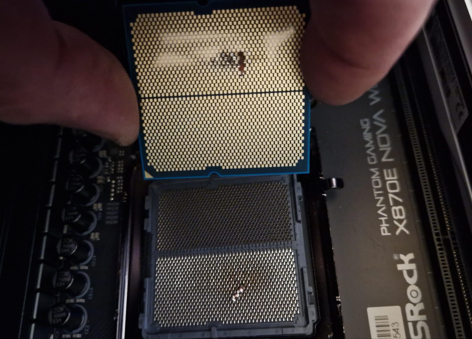 Ryzen 9800X3D burns itself and motherboard while user was watching TV show