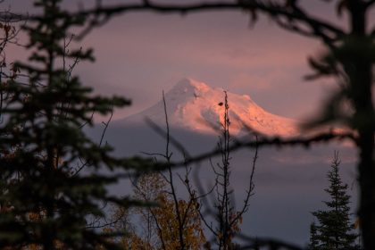 An Alaskan Volcano Is On The Brink, And The Ash Could Be A Nightmare For Airplanes