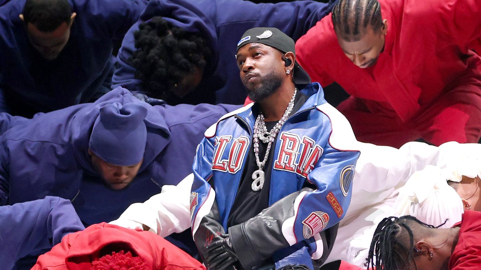 Kendrick Lamar’s jewelry alone for the Super Bowl worth $1 million, including that dig at Drake