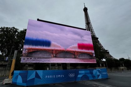 At 767 inches, this is the world’s largest mobile LED monitor at almost half the size of a giant IMAX screen