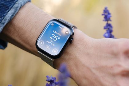Canadians can get a free Apple Watch Series 10 with RBC