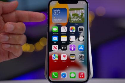iOS 18.4 lets you set default iPhone apps in these new categories