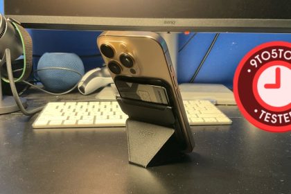Tested: MOFT’s Magnetic Wallet Stand holds up to 3 cards and props up your iPhone for half the price of Apple’s MagSafe Wallet