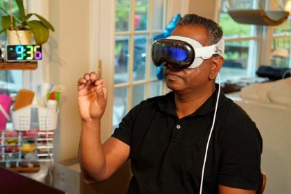 Vision Pro will reportedly get Apple Intelligence as soon as April