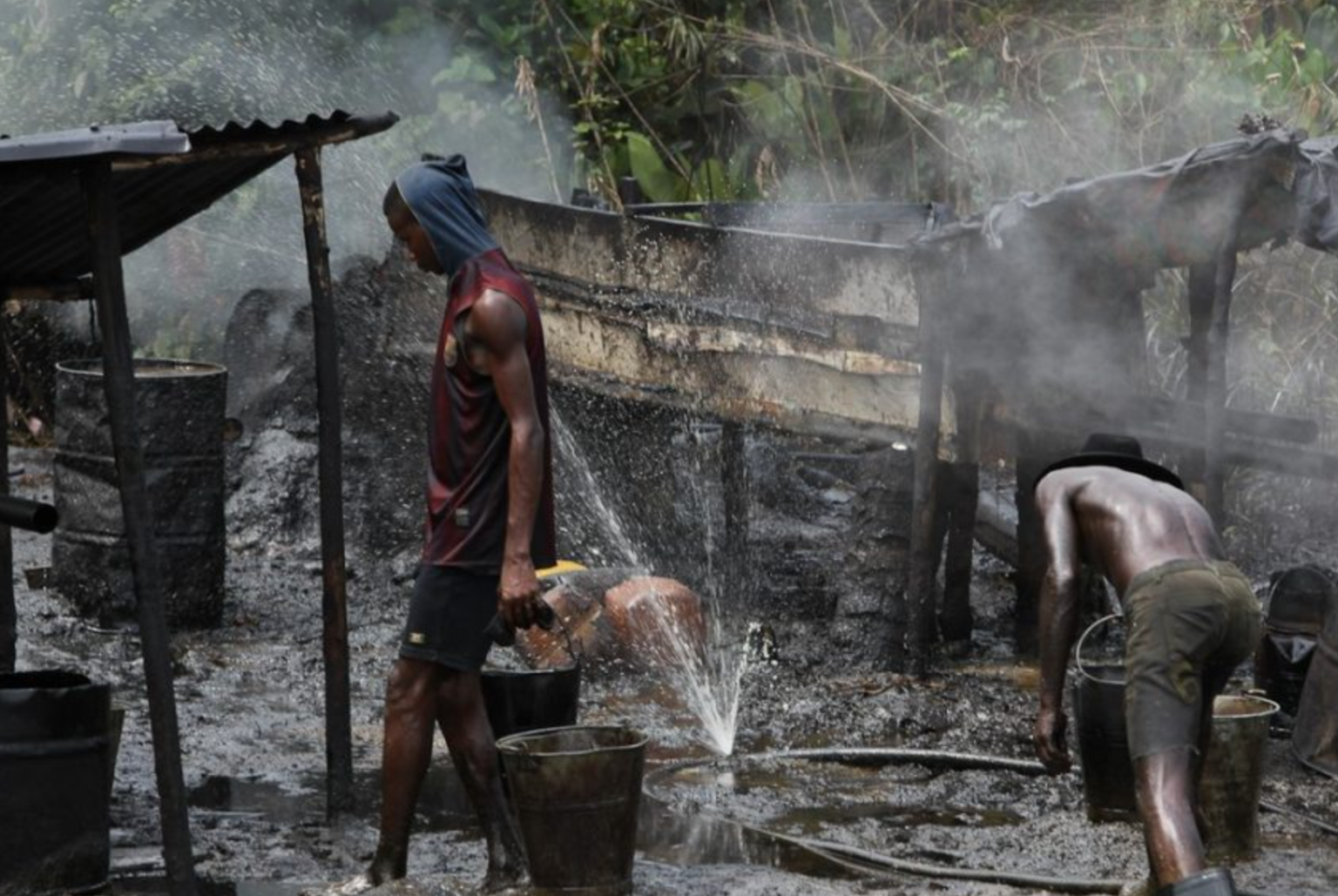Nigerian Navy destroys 3 illegal refining sites in Delta 