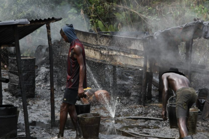 Nigerian Navy destroys 3 illegal refining sites in Delta 