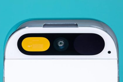 Humane is shutting down the AI Pin and selling its remnants to HP