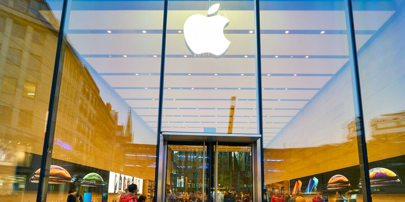 Apple promises to spend $500B, hire 20K over 4 years to swerve Trump import tariffs