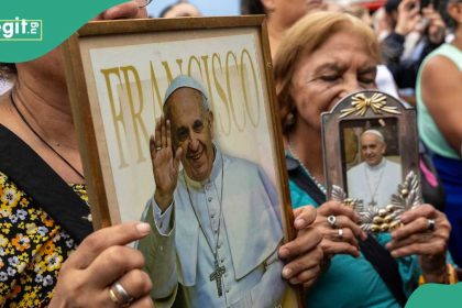 Video: Pope Francis sends gratitude message from hospital bed