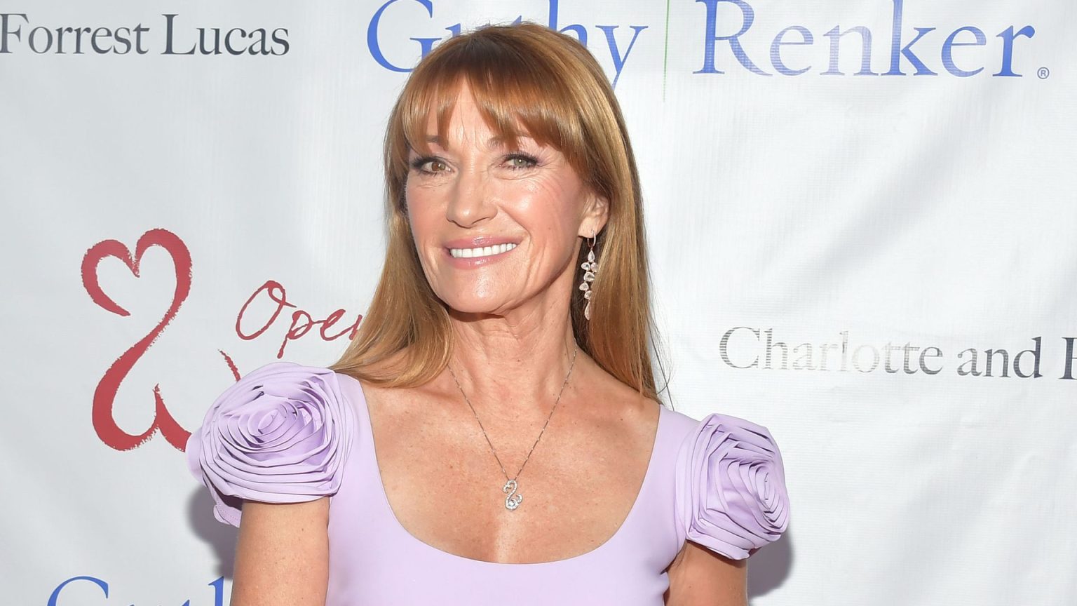 Jane Seymour’s swimsuit photo at 73 has fans saying the same thing