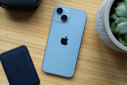 Apple Canada discontinues iPhone 14 and SE in wake of new 16e