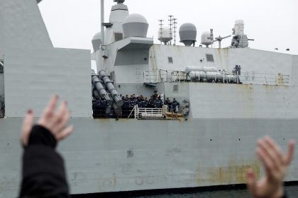 HMCS Ottawa commander relieved of duty over ‘loss of confidence’
