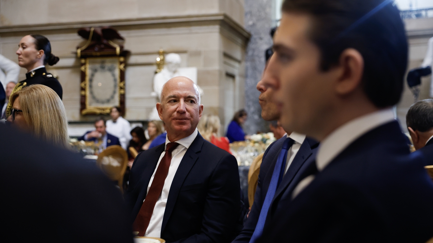 Jeff Bezos’ revamp of ‘Washington Post’ opinions leads editor to quit