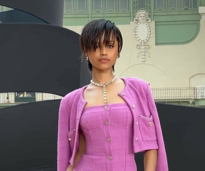 Tyla’s Pink Tweed Look in Chanel Was Anything but Subtle 