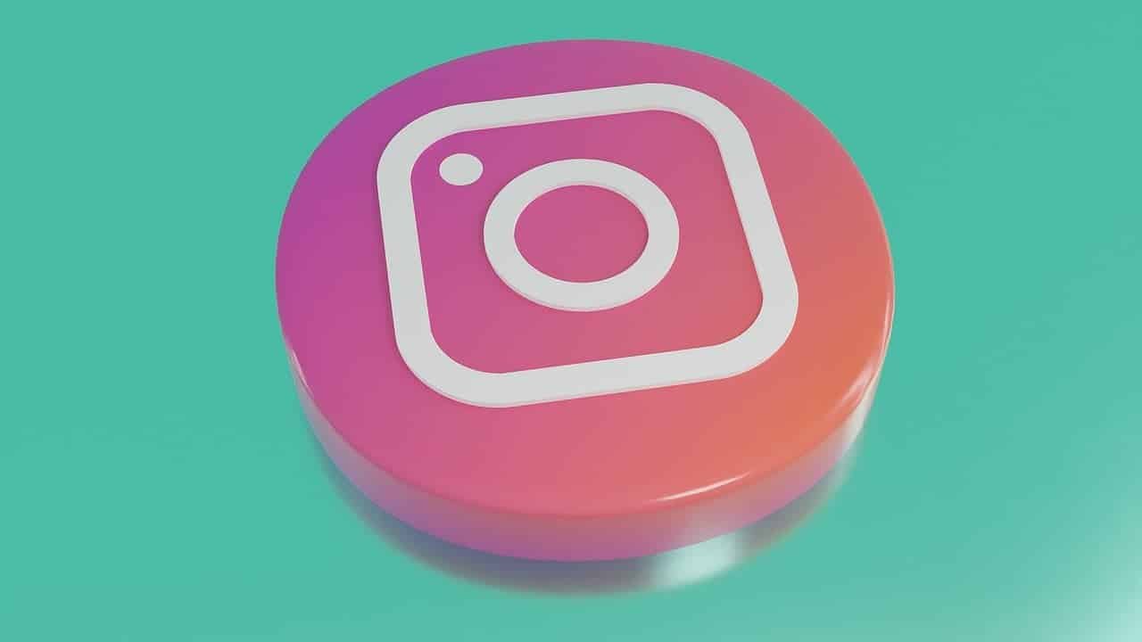 Meta Fixes Glitch That Bombarded Instagram Users with Violent Videos