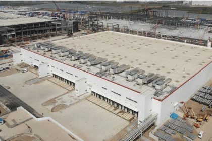 Tesla loses its head of Giga Shanghai to a Chinee energy firm