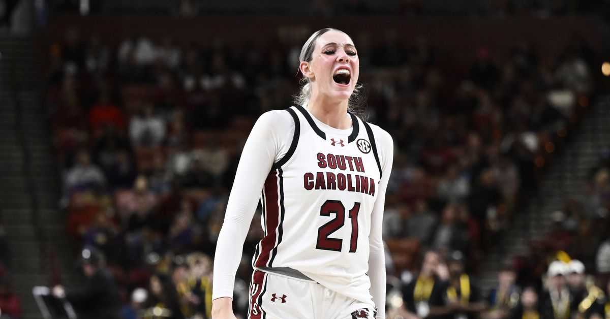 Chloe Kitts hilariously gave away one of South Carolina’s plays, but it didn’t matter against Oklahoma