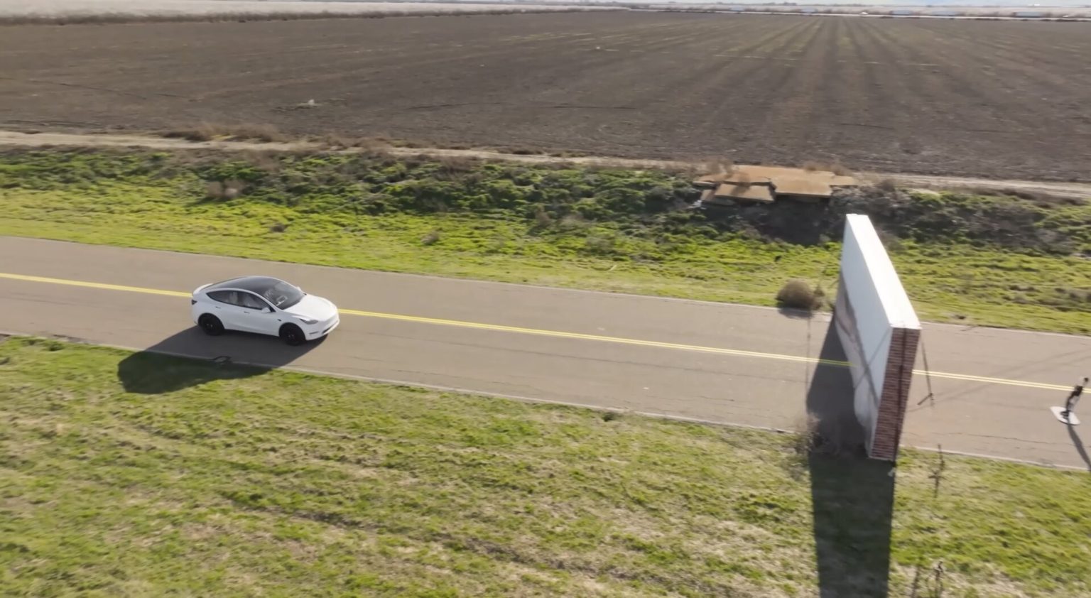 Tesla’s Self-Driving Fails the Wile E. Coyote Test