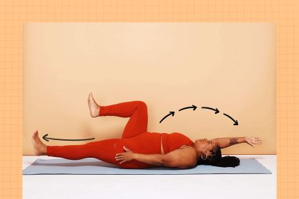 The Dead Bug Exercise Is a Beginner-Friendly Way to Strengthen Your Entire Core