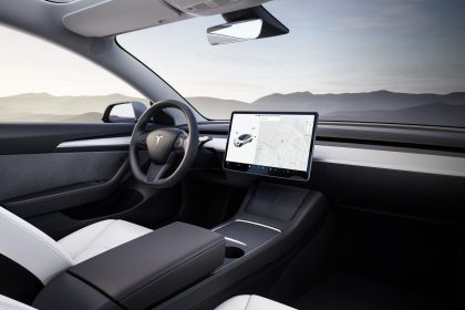 Tesla’s FSD Meets Challenges in Adapting to the Chinese Market