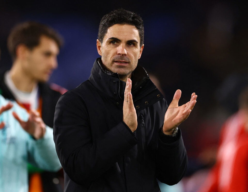 Arsenal and Liverpool interested in Brazilian right-back