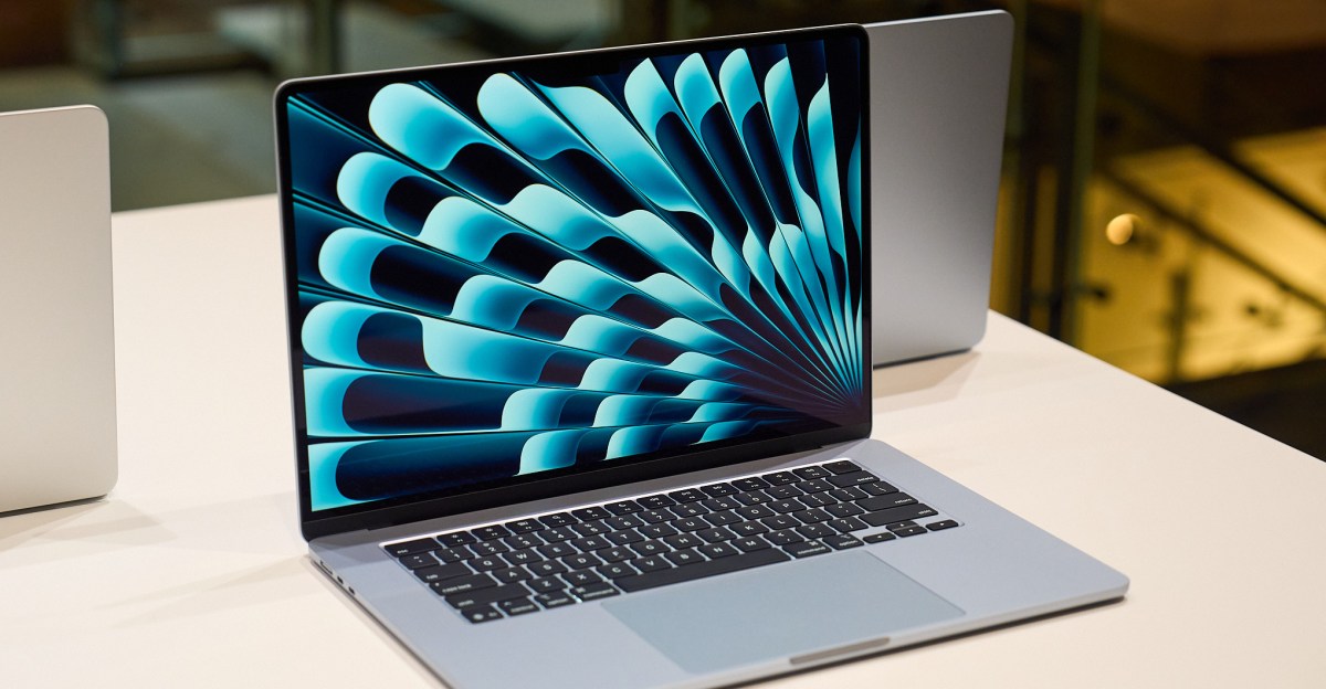 Our first look at Apple’s sky blue MacBook Air
