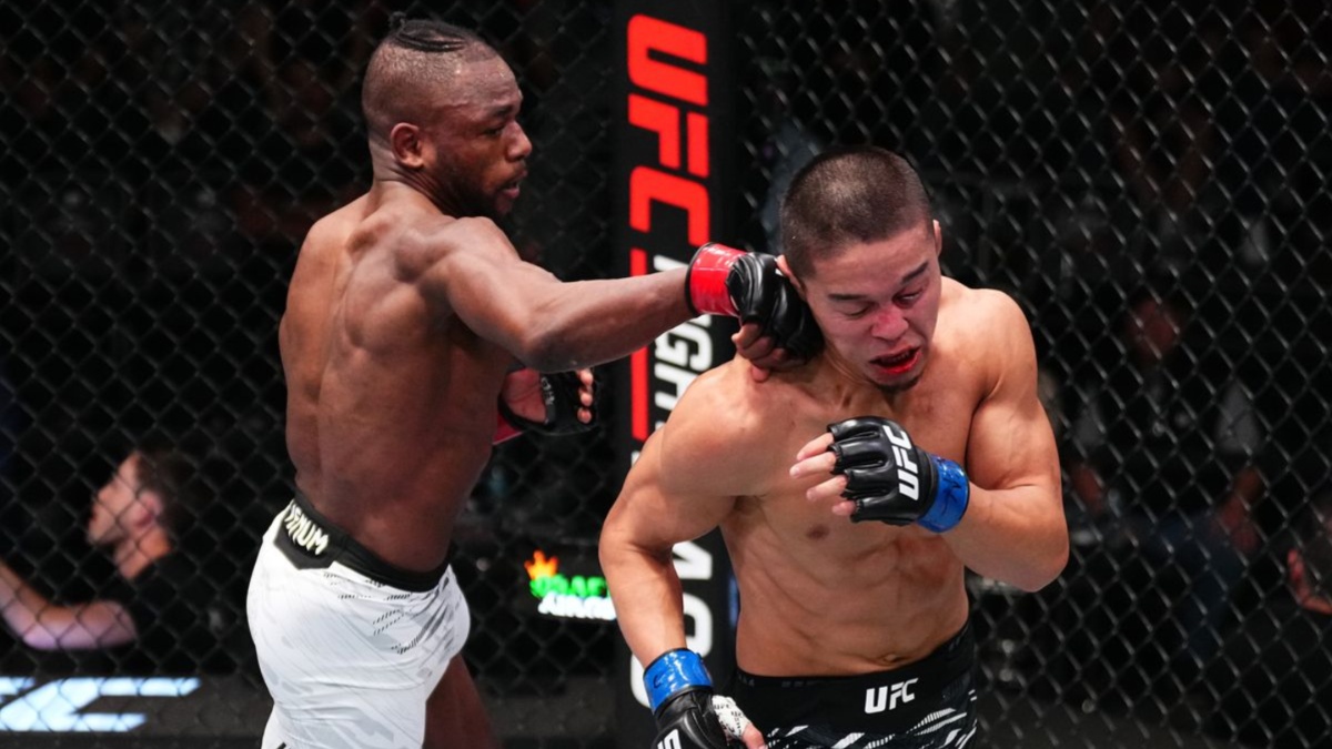 Manel Kape dismisses eye poke ‘excuse’ in recent win over Asu Almabayev: “I was beating him”