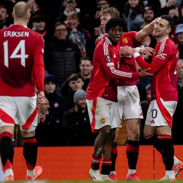 How to watch and follow Leicester v United