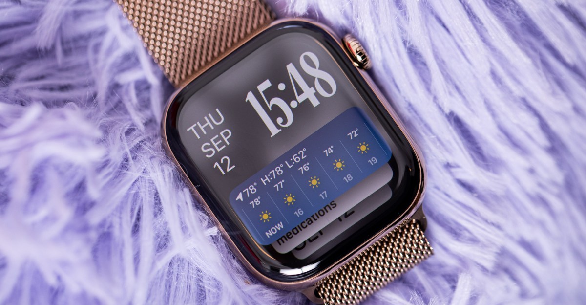 The Apple Watch Series 10 just received its first $100 discount