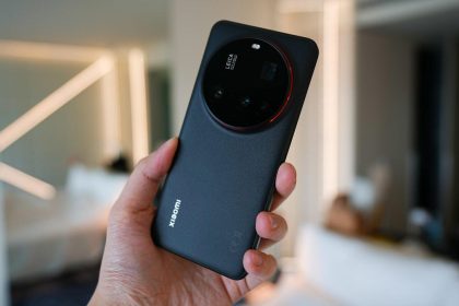 I replaced my $3,500 Sony camera with 200MP Android phone
