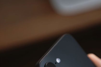 iPhone SE 4 launch on February 19?