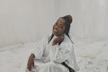 Onos Ariyo’s “Adoration” is a Celebration of God’s Faithfulness | Watch