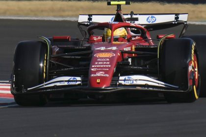 Chinese GP: Lewis Hamilton takes shock first Sprint Qualifying pole for Ferrari with Lando Norris only sixth