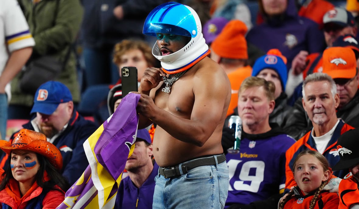 Vikings Evidently Kicked Tires on Old Friend at QB