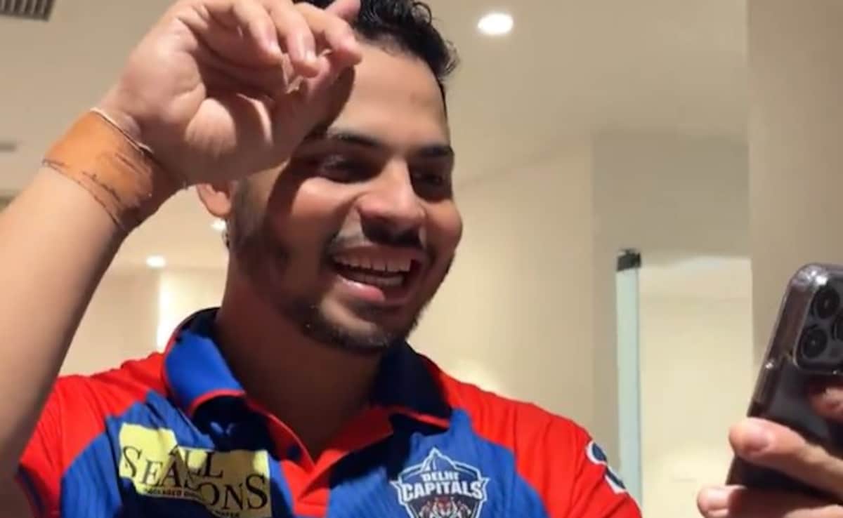 Ashutosh Sharma Gets Special Video Call From ‘Mentor’ After Sensational Knock For DC vs LSG. Video Viral