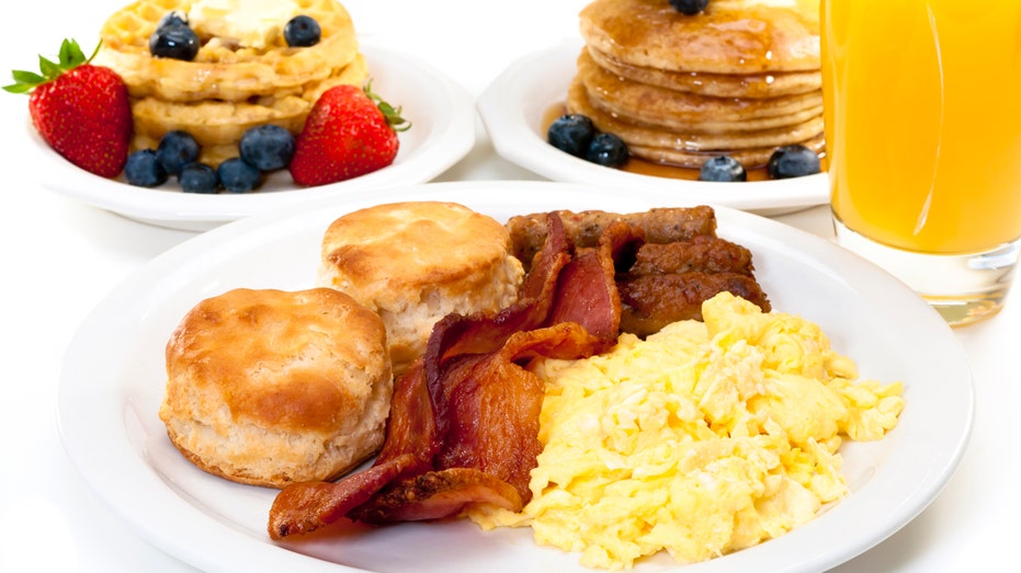 Breakfast should be your biggest meal of the day, here’s the latest insight on why