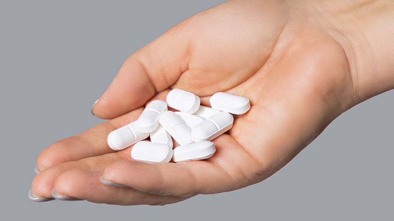 ‘Paracetamol Challenge’ Risks Fatal Consequences for Teens
