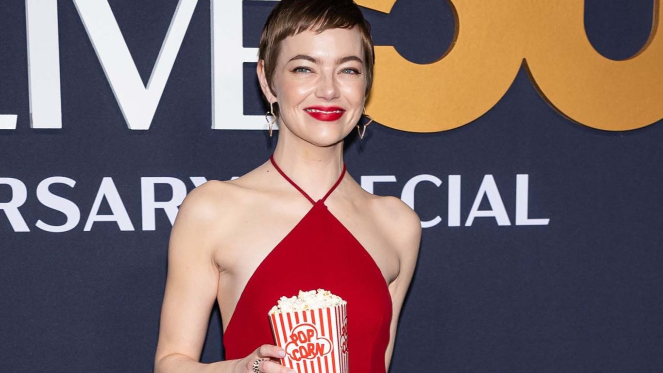 Popcorns, anyone? Emma Stone’s dress is serving (for real)